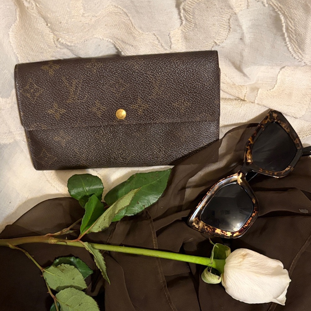 Louis Vuitton Brown Monogram Wallet - Picture 2 of 8